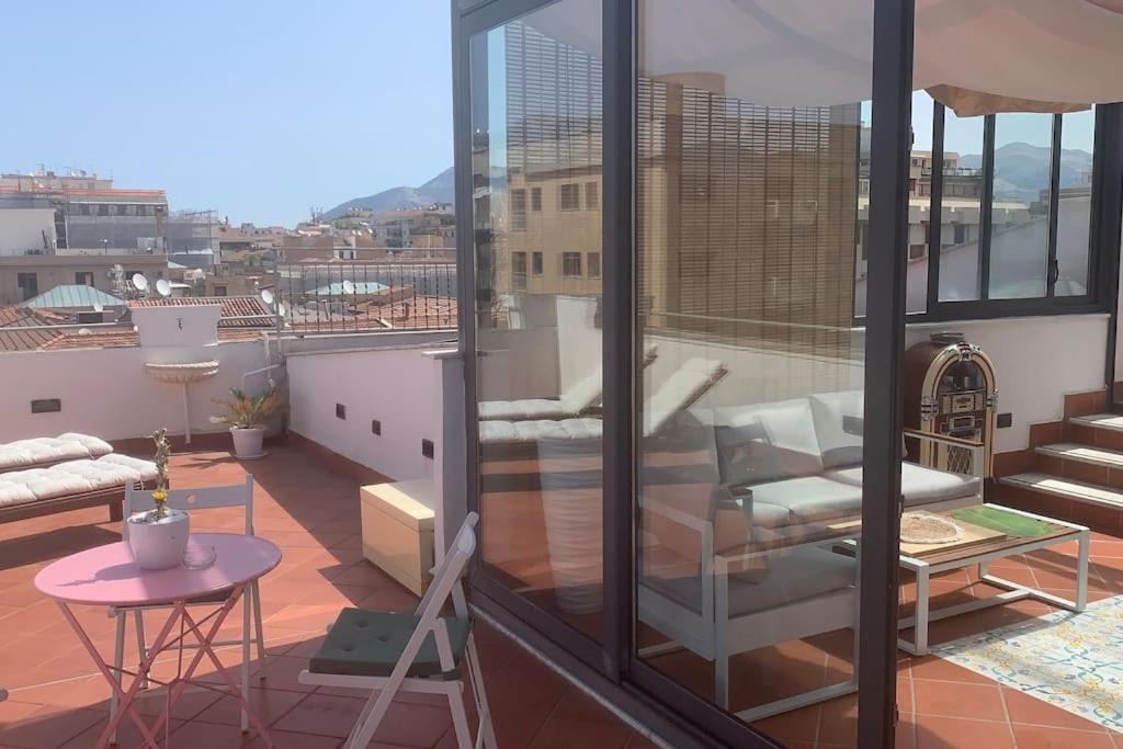 Rocca Politeama Attico Prestigioso Ed Eccitante. Palermo Exterior foto